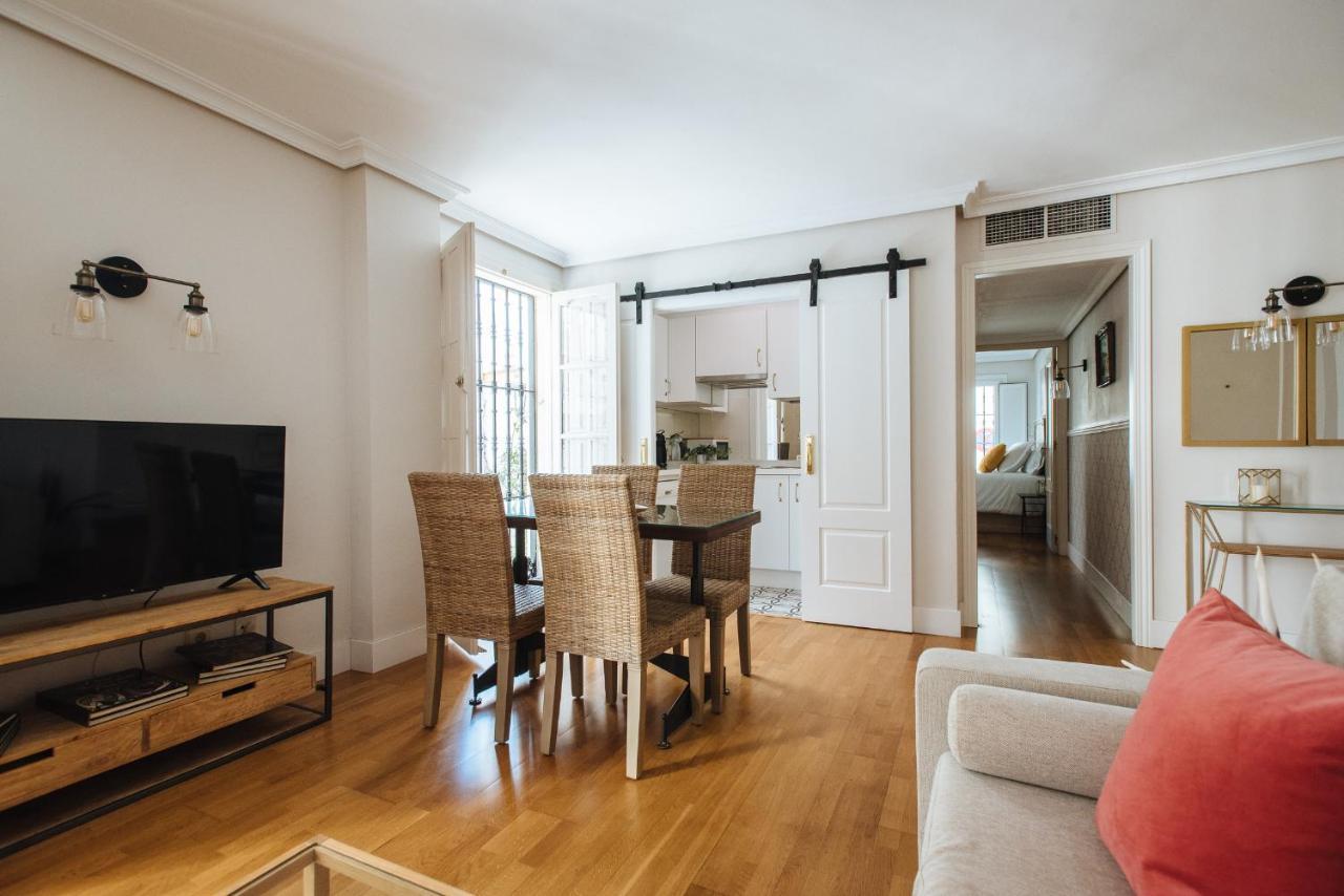 סביליה Vidrio Suite Apartment מראה חיצוני תמונה