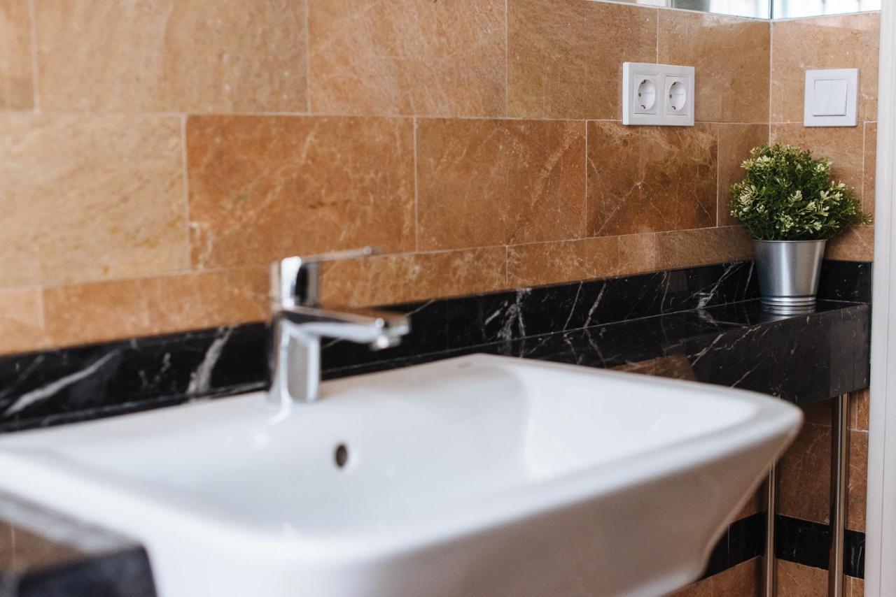 סביליה Vidrio Suite Apartment מראה חיצוני תמונה